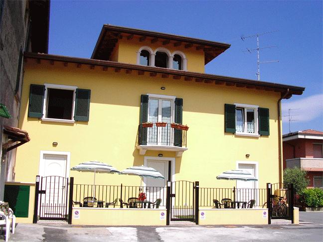 Appartamenti Esmera – Desenzano – Lago di Garda